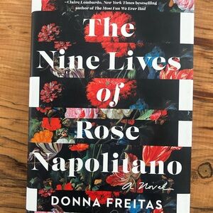 🌸3/$10🌸The Nine Lives of Rose Napolitano by Donna Freitas - A Novel